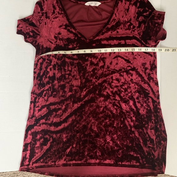 Spring & Mercer cranberry red velvet legging tee - Picture 5 of 6